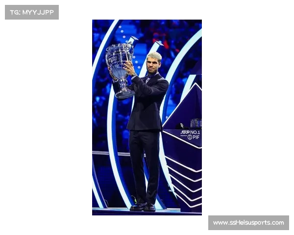 阿尔卡拉斯锁定2025赛季年终世界第一，成现役第二位多次获此殊荣球员